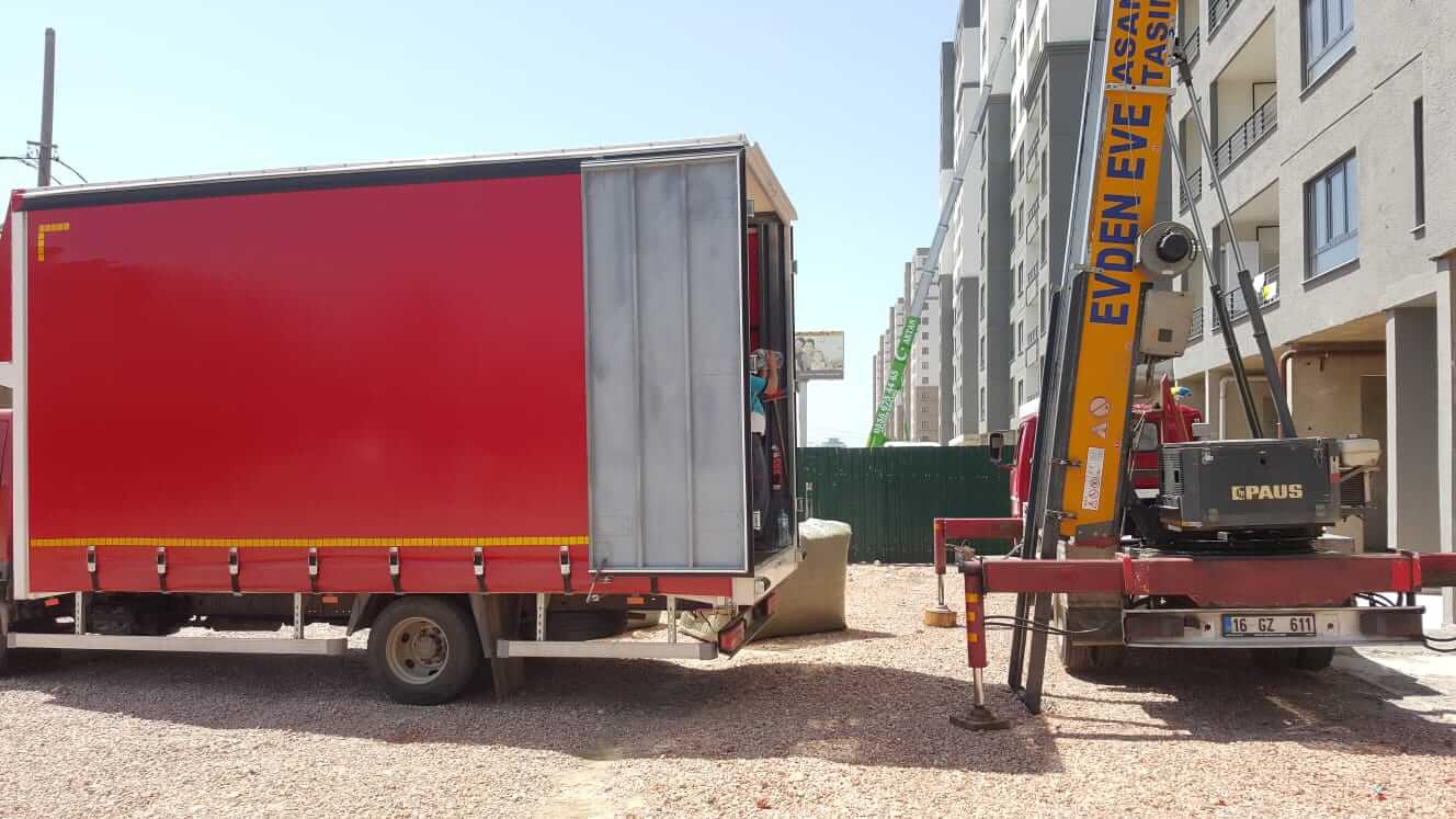 Nakliyat Firmalarını Karşılaştırma Önerileri : Kapak Görseli